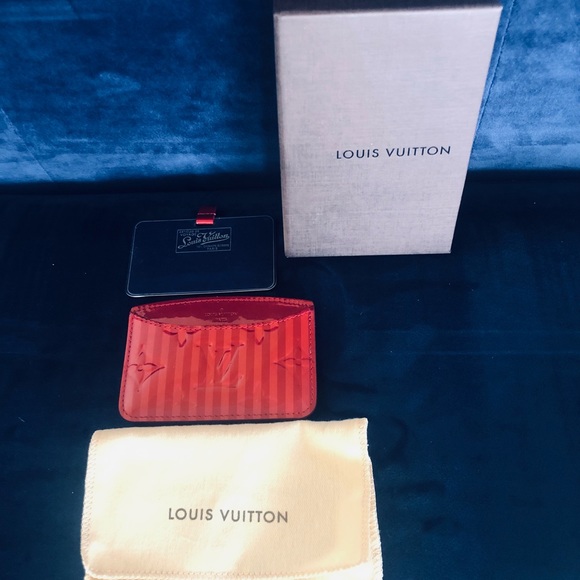 LOUIS VUITTON Vernis Rayures Mirror Case Pomme D'Amour - Picture 5 of 16